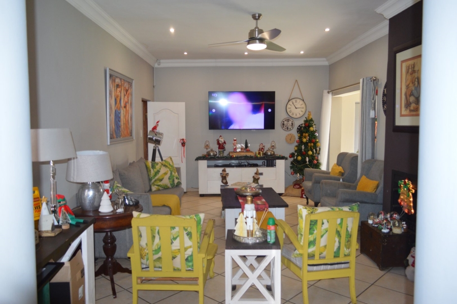 3 Bedroom Property for Sale in Wilkoppies North West